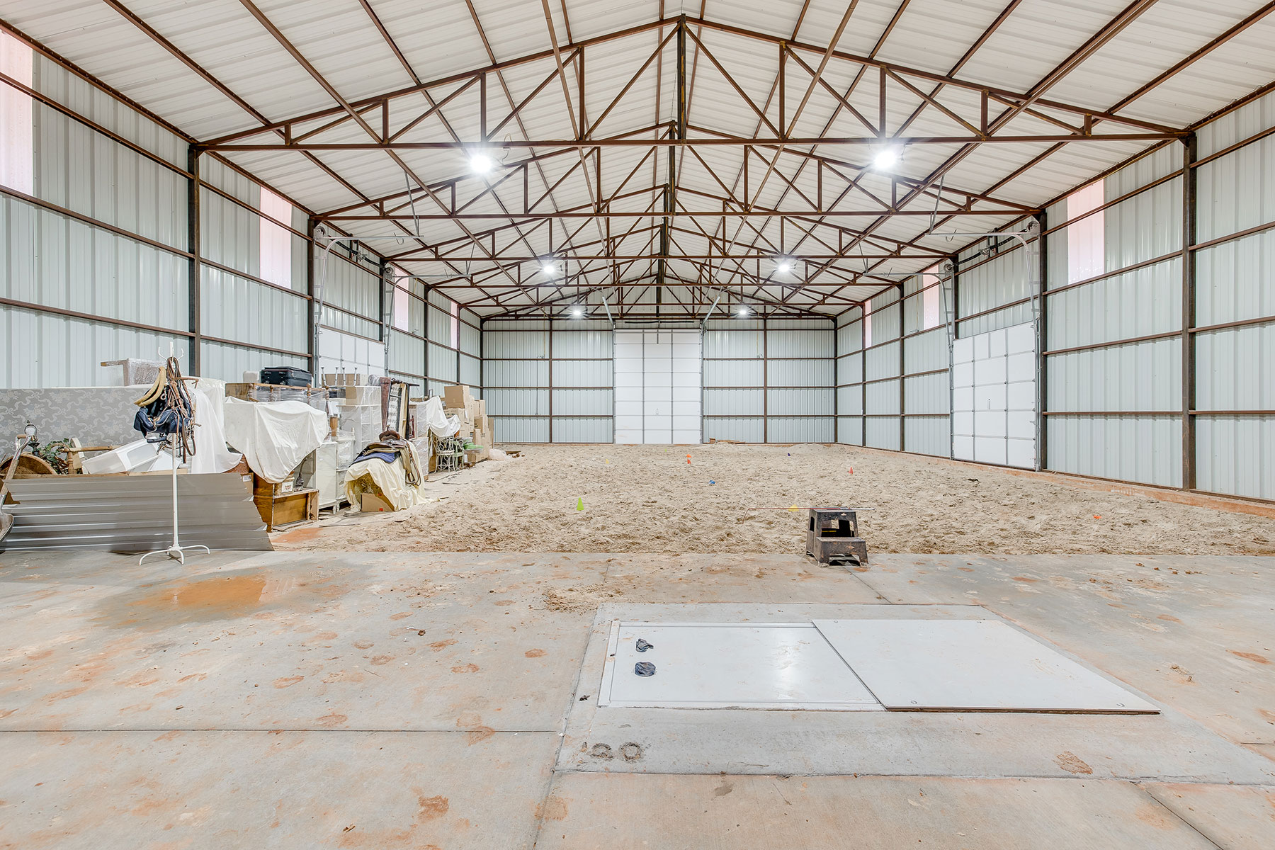 Pole Barn Home with Riding Arena